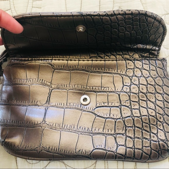 πHPπJessica Simpson clutch/wristlet NWOT - Picture 6 of 9